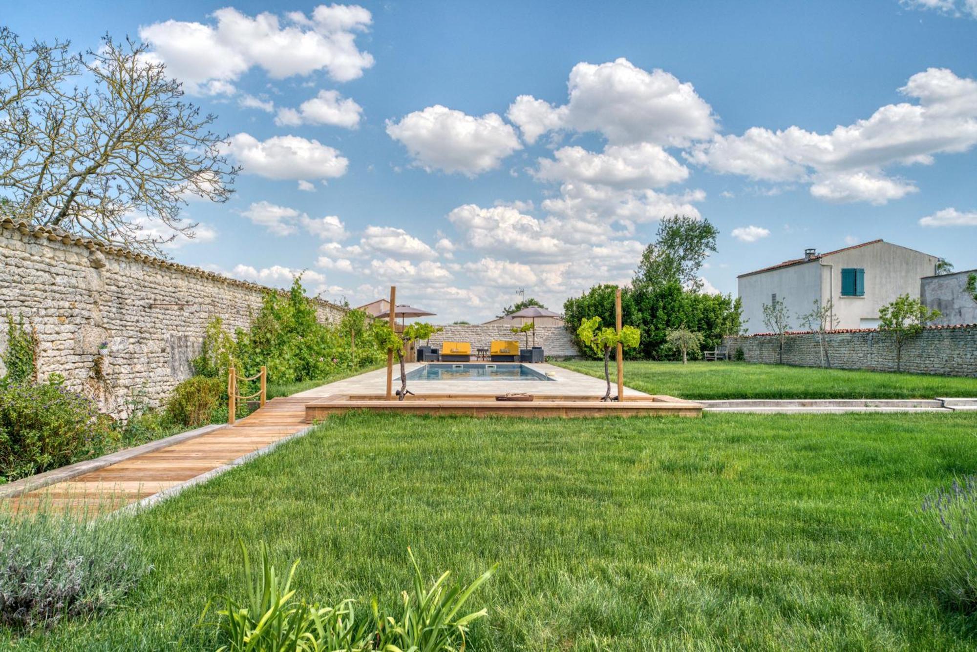 Domaine Slow-Life Thaire Exterior photo